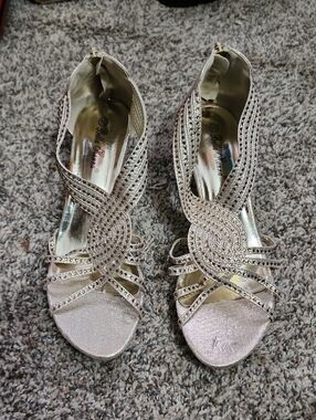 Beaded Strappy Evening Sandals - Champagne